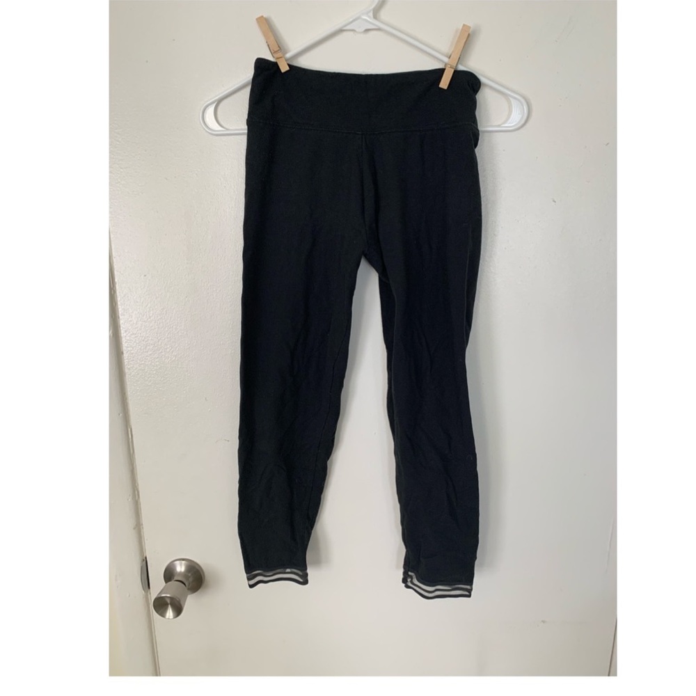 Victoria’s Secret Cropped Leggings